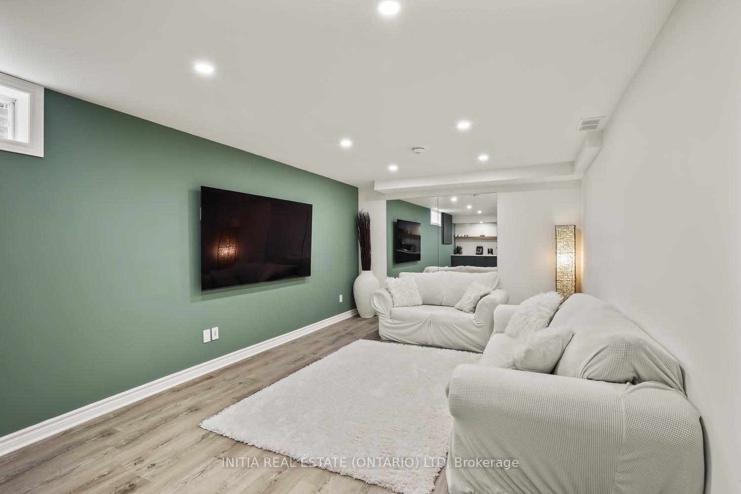 Photo 36 of 82 Masonville Crescent, London, North G — HOMEH