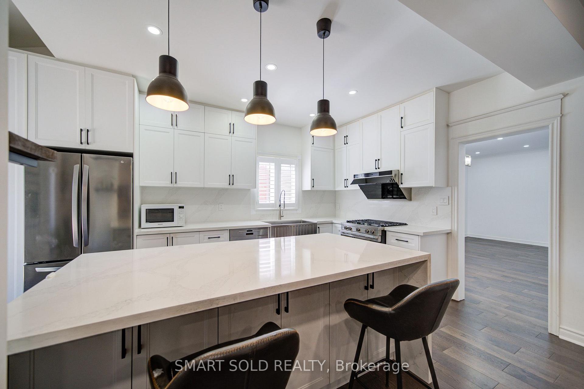 Photo 14 of 157 Waller Street, Whitby, Rolling Acres — HOMEH