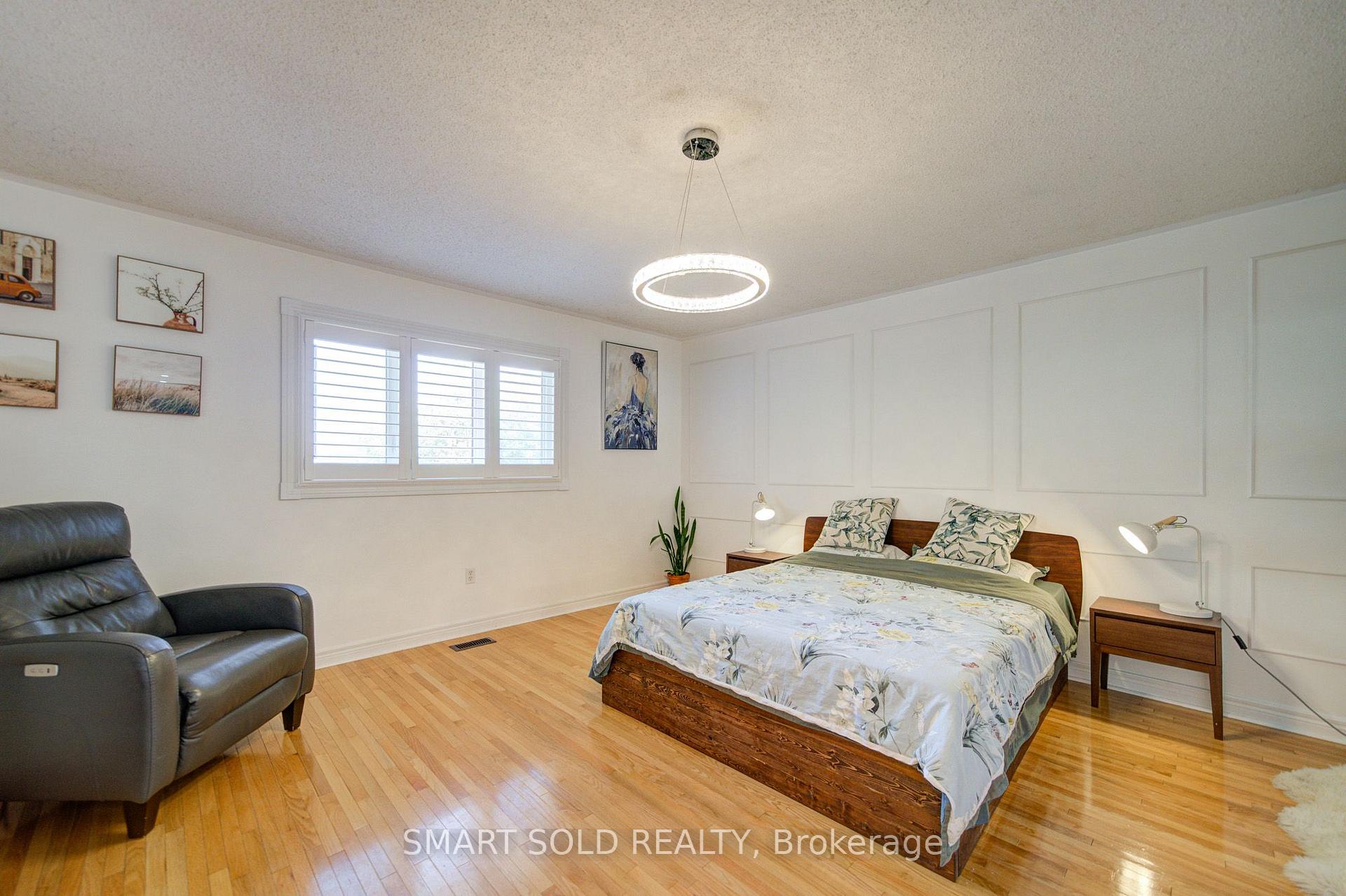 Photo 23 of 157 Waller Street, Whitby, Rolling Acres — HOMEH