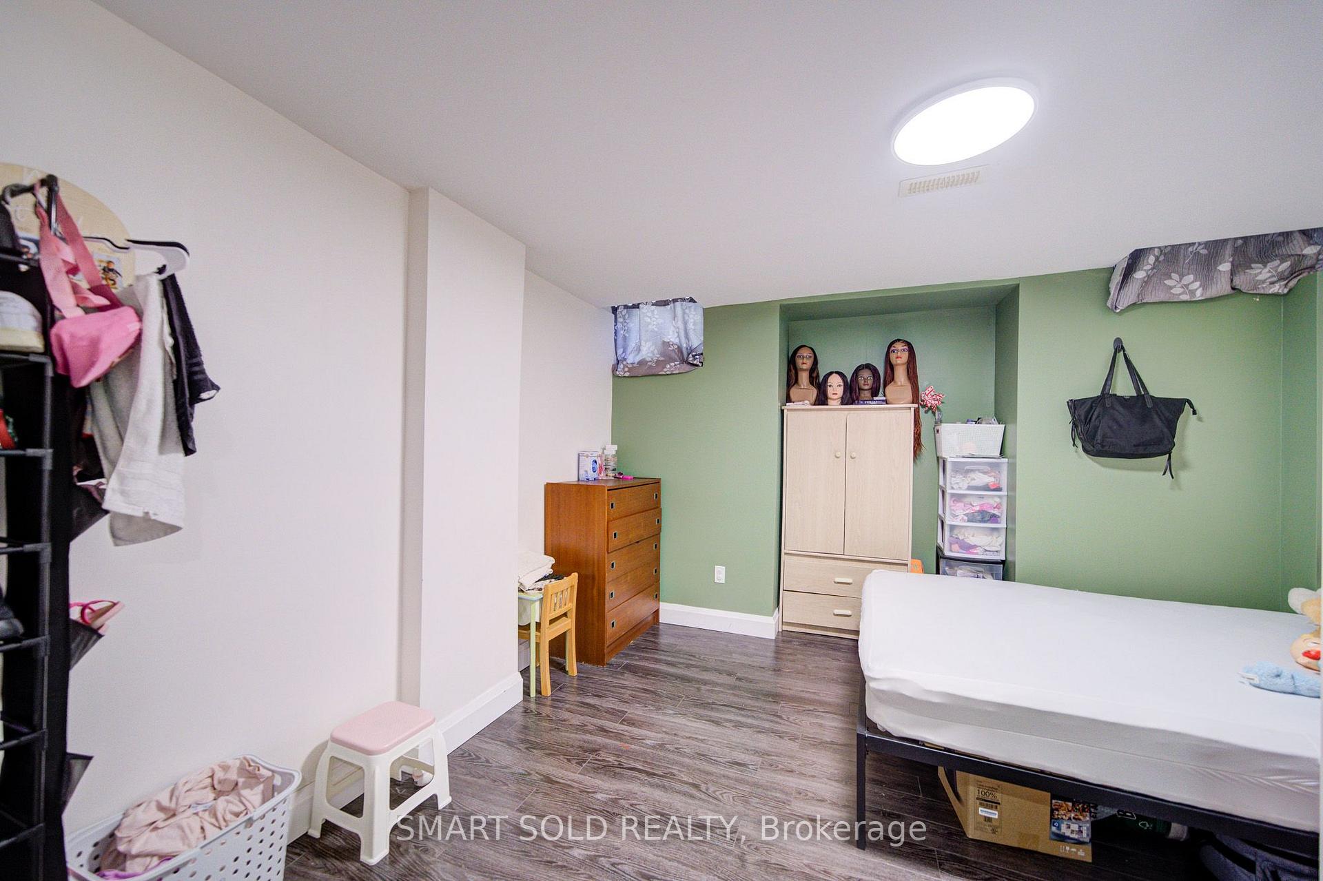 Photo 39 of 157 Waller Street, Whitby, Rolling Acres — HOMEH
