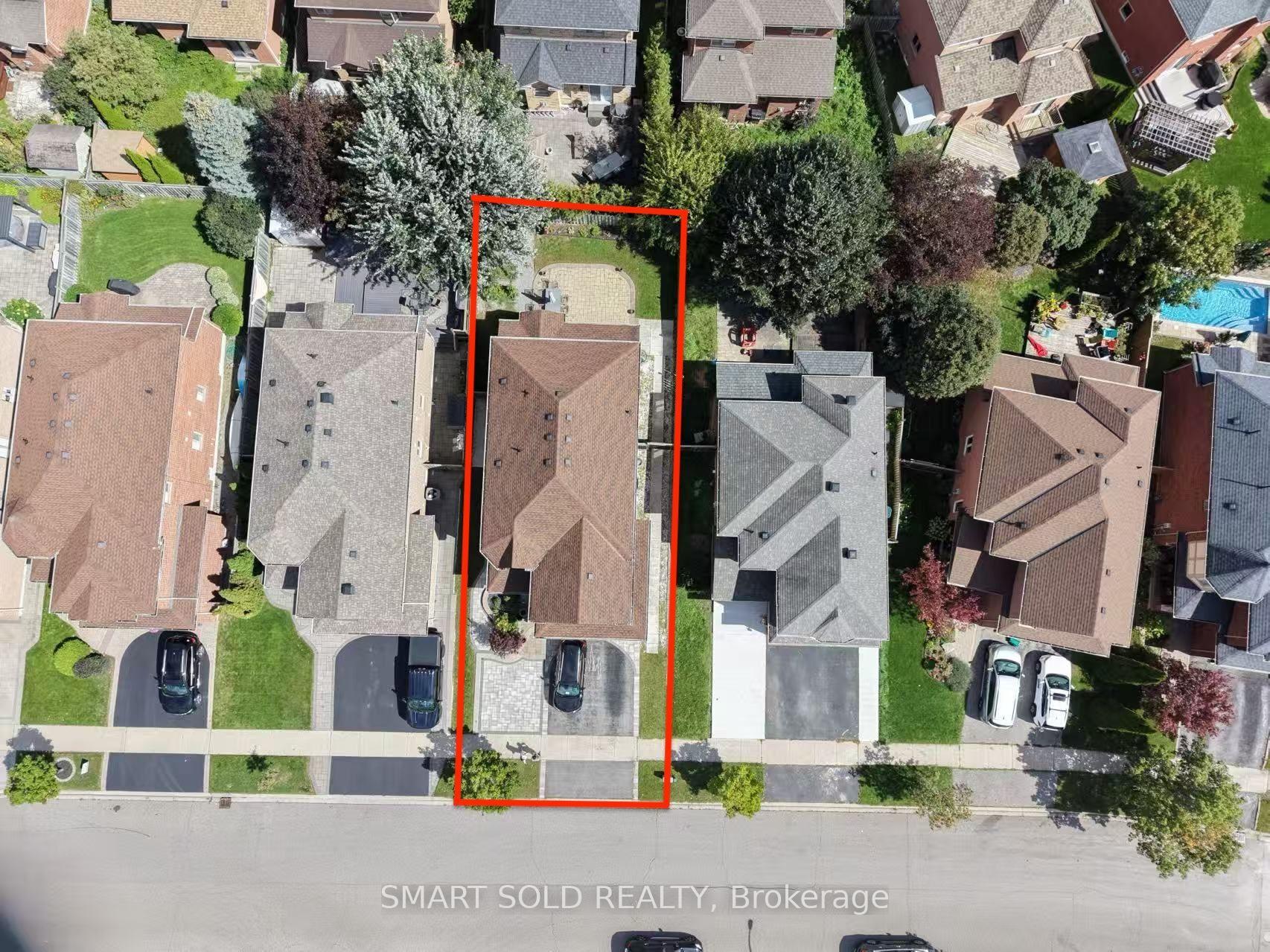 Photo 3 of 157 Waller Street, Whitby, Rolling Acres — HOMEH