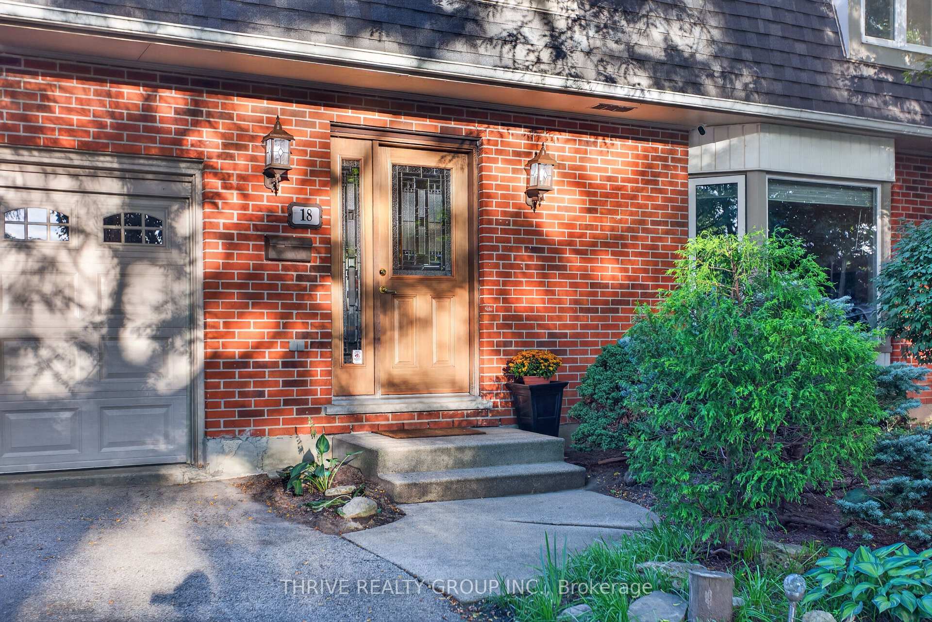 Photo 4 of 18 Rexway Road, London, North F — HOMEH