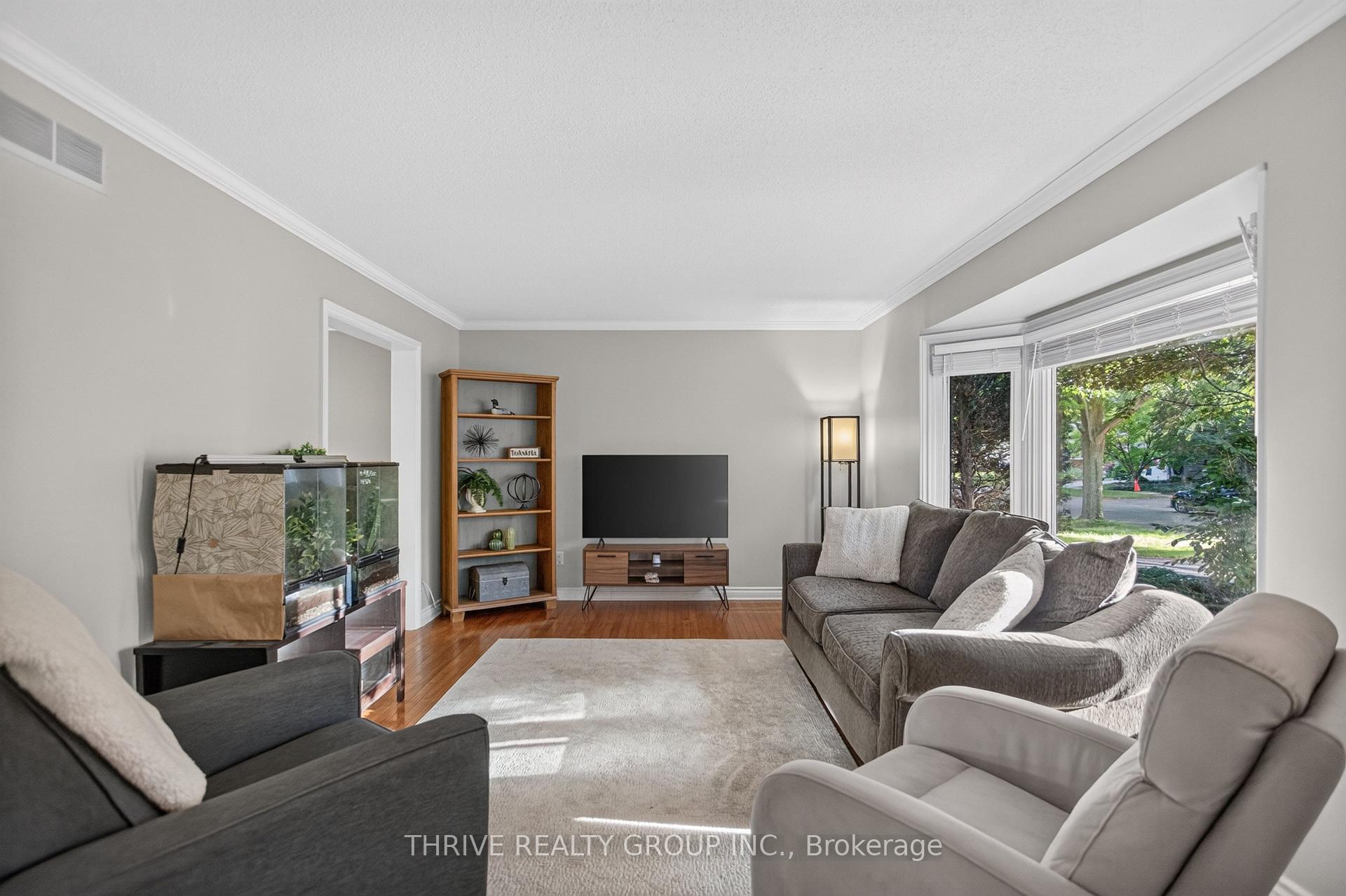Photo 8 of 18 Rexway Road, London, North F — HOMEH