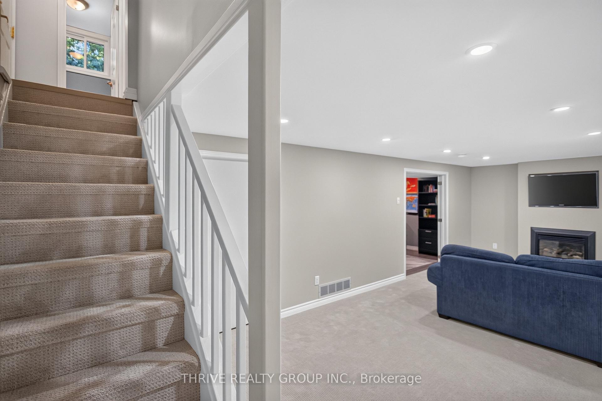 Photo 32 of 18 Rexway Road, London, North F — HOMEH