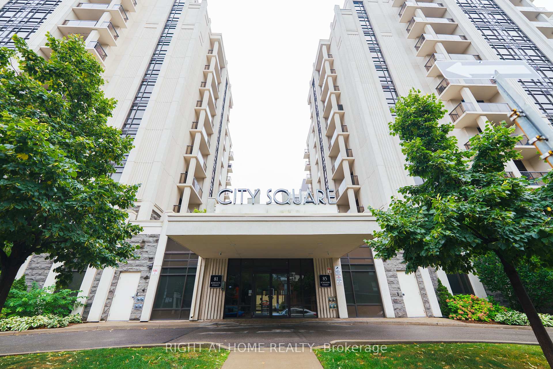 Photo of Unit 803, 85 Robinson Street