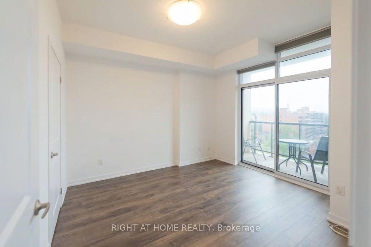 Photo 5 of Unit 803, 85 Robinson Street, Hamilton, Durand — HOMEH