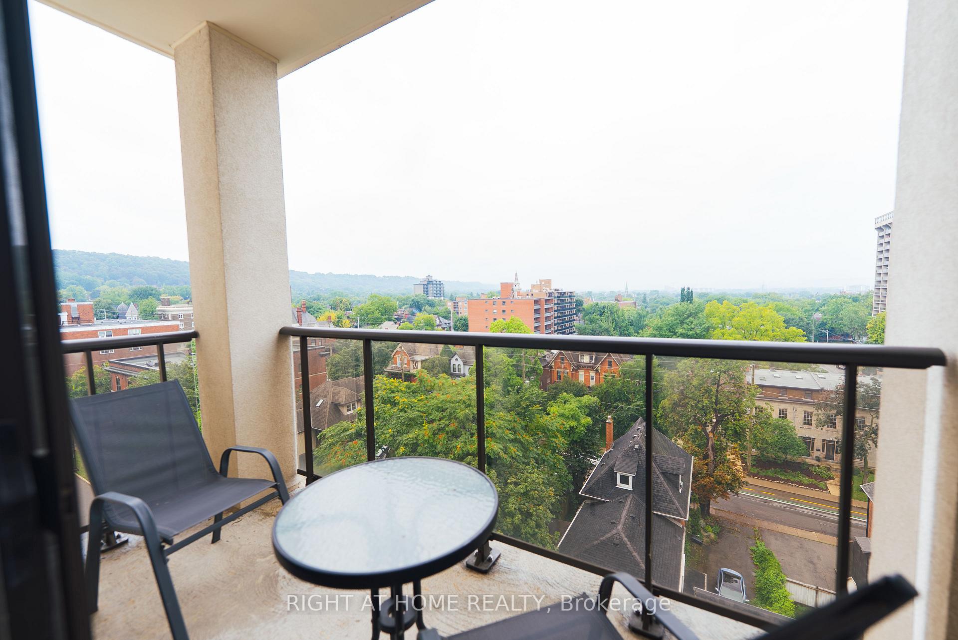 Photo 24 of Unit 803, 85 Robinson Street, Hamilton, Durand — HOMEH