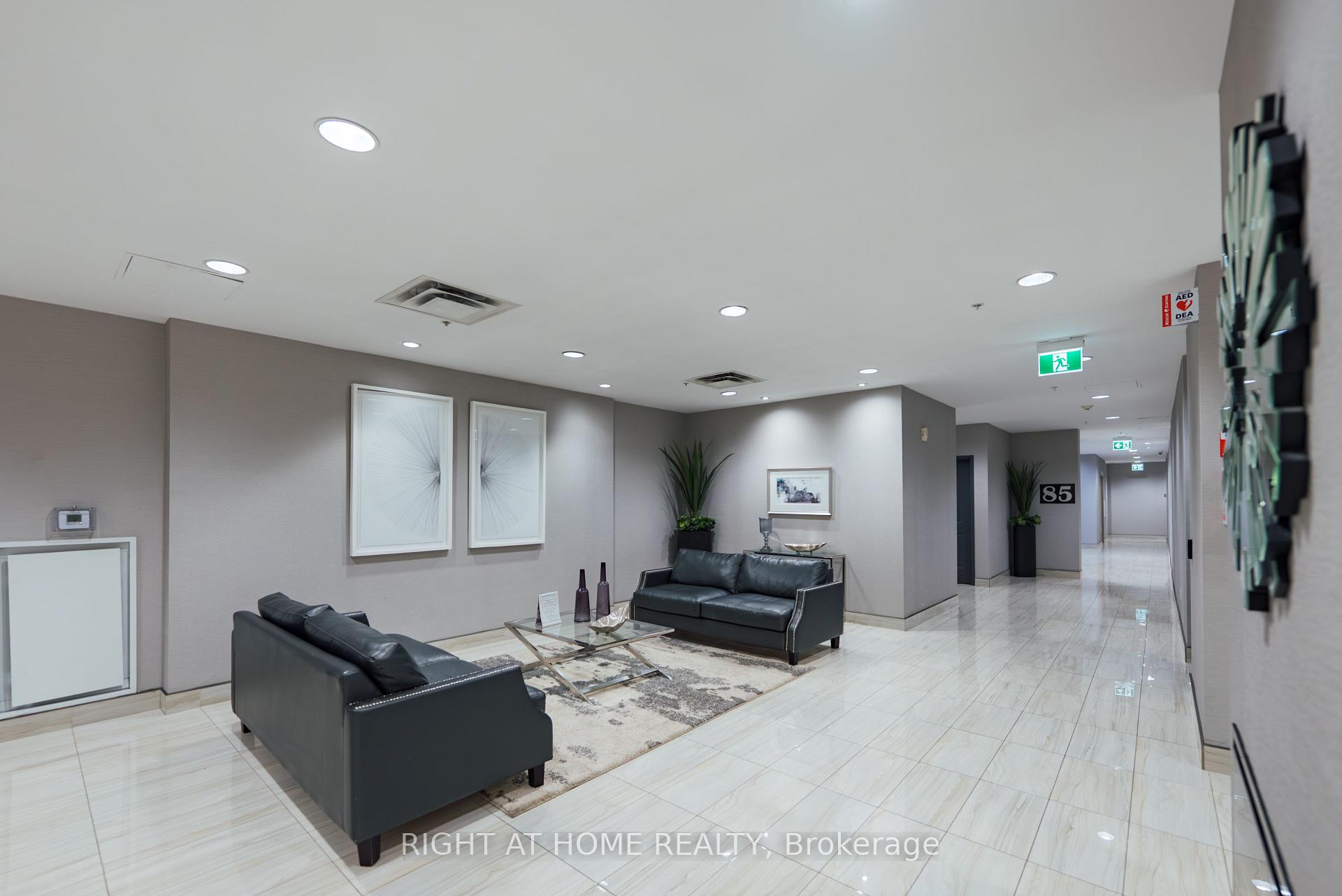 Photo 26 of Unit 803, 85 Robinson Street, Hamilton, Durand — HOMEH