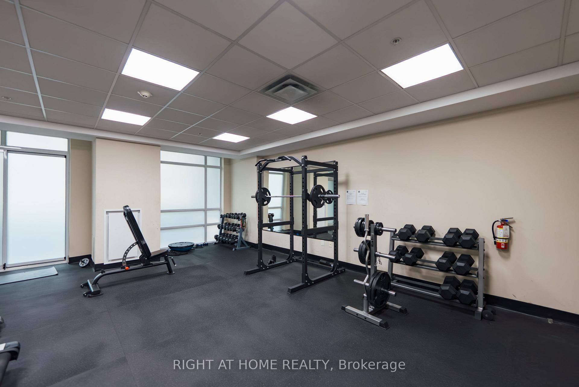 Photo 29 of Unit 803, 85 Robinson Street, Hamilton, Durand — HOMEH
