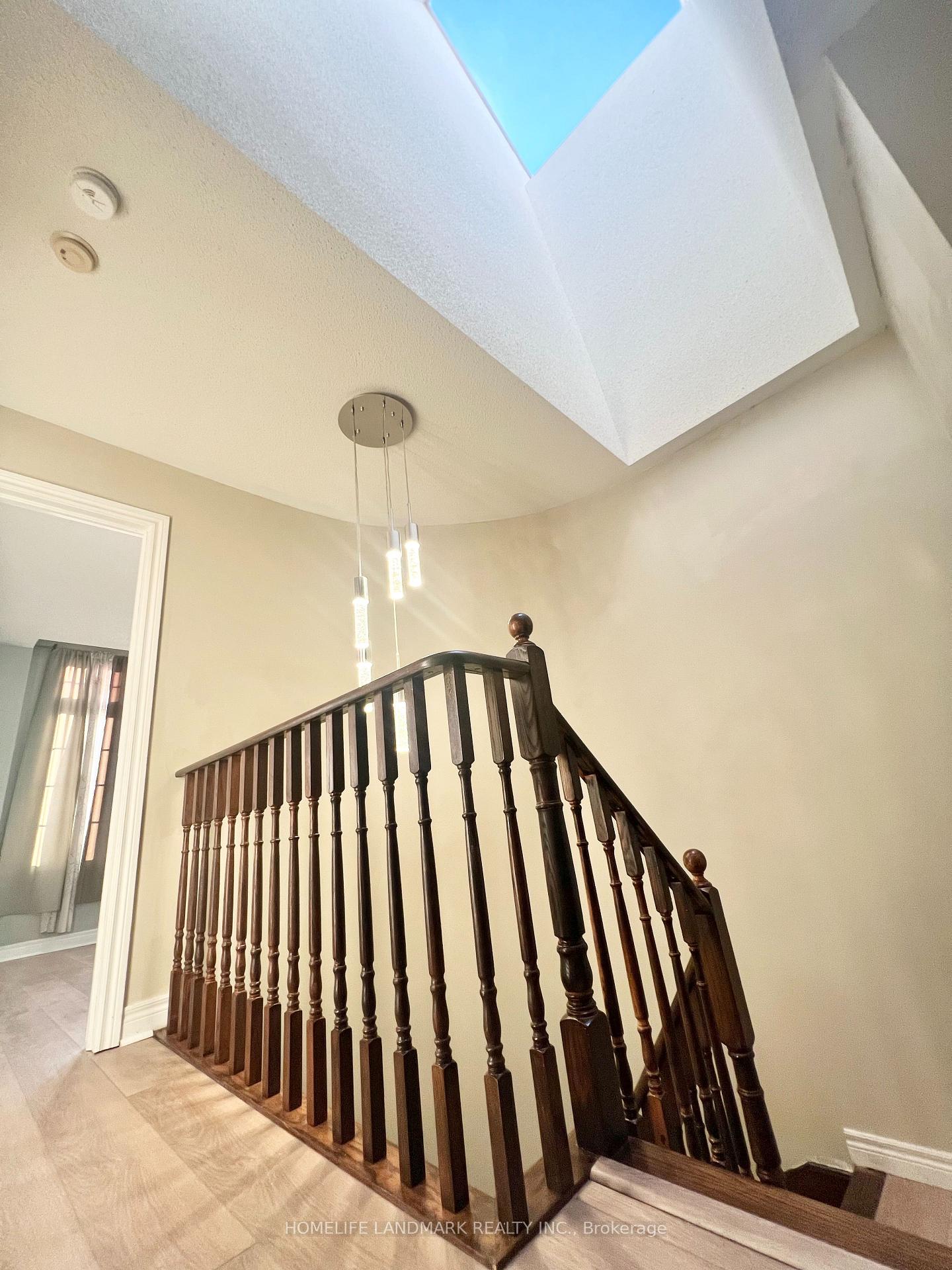 Photo 9 of 55 Fonda Road, Markham, Middlefield — HOMEH