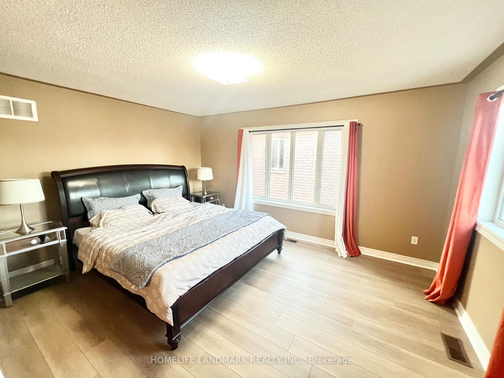 Photo 12 of 55 Fonda Road, Markham, Middlefield — HOMEH