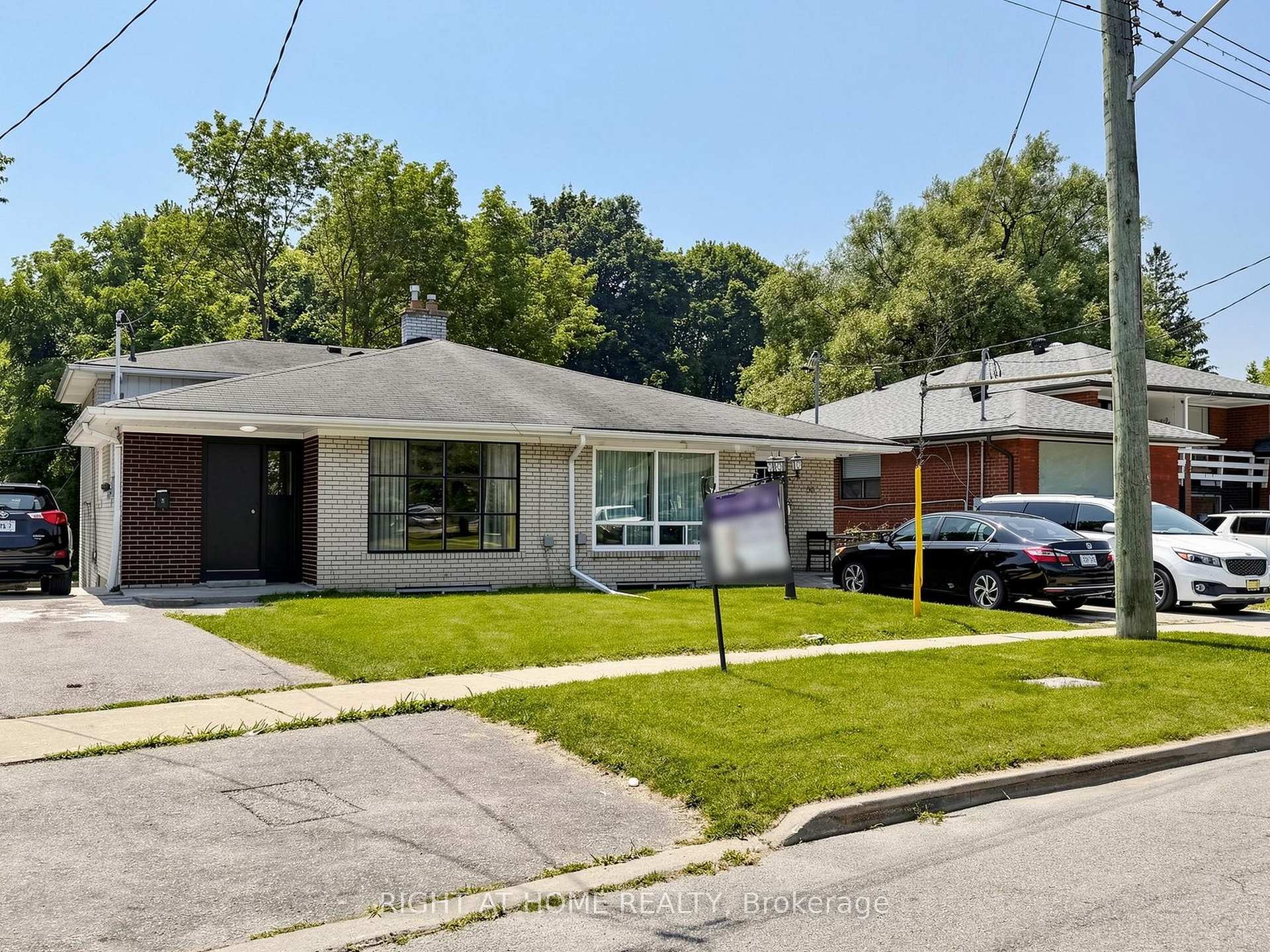 Photo 4 of 65 Darlingside Drive, Scarborough, West Hill — HOMEH