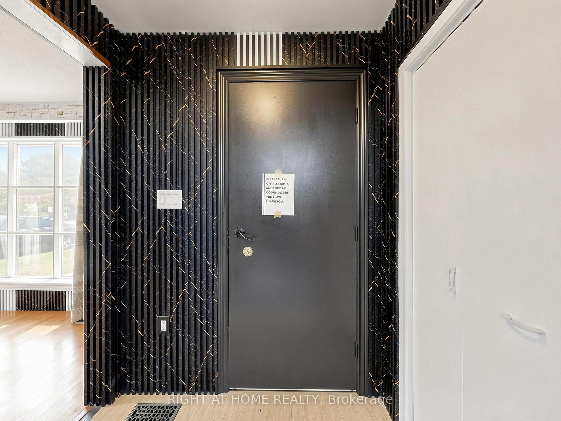 Photo 12 of 65 Darlingside Drive, Scarborough, West Hill — HOMEH