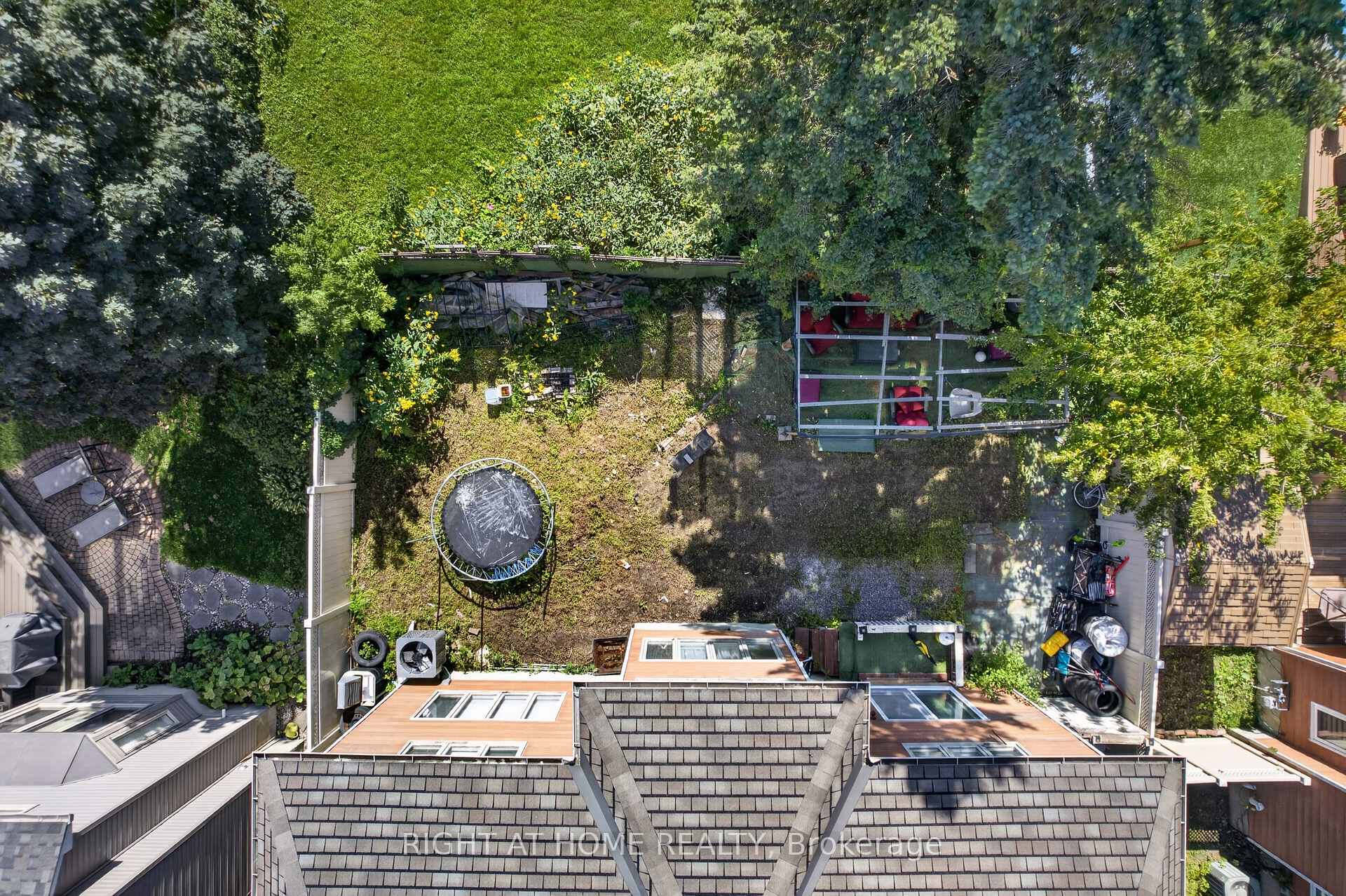 Photo 4 of 12 Baslaw Drive, Ottawa, Hunt Club Park — HOMEH