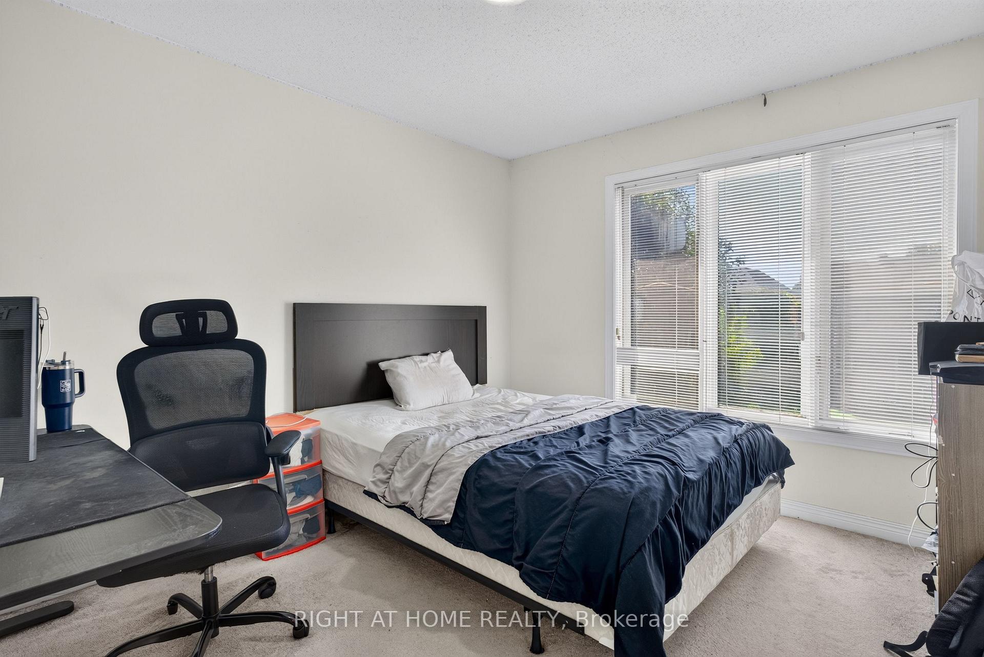 Photo 22 of 12 Baslaw Drive, Ottawa, Hunt Club Park — HOMEH
