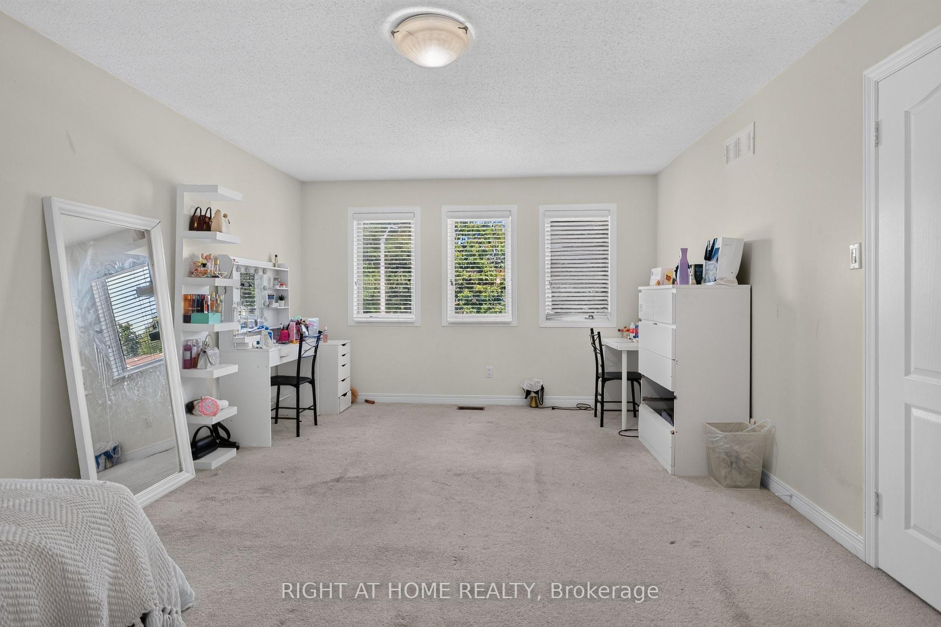 Photo 26 of 12 Baslaw Drive, Ottawa, Hunt Club Park — HOMEH