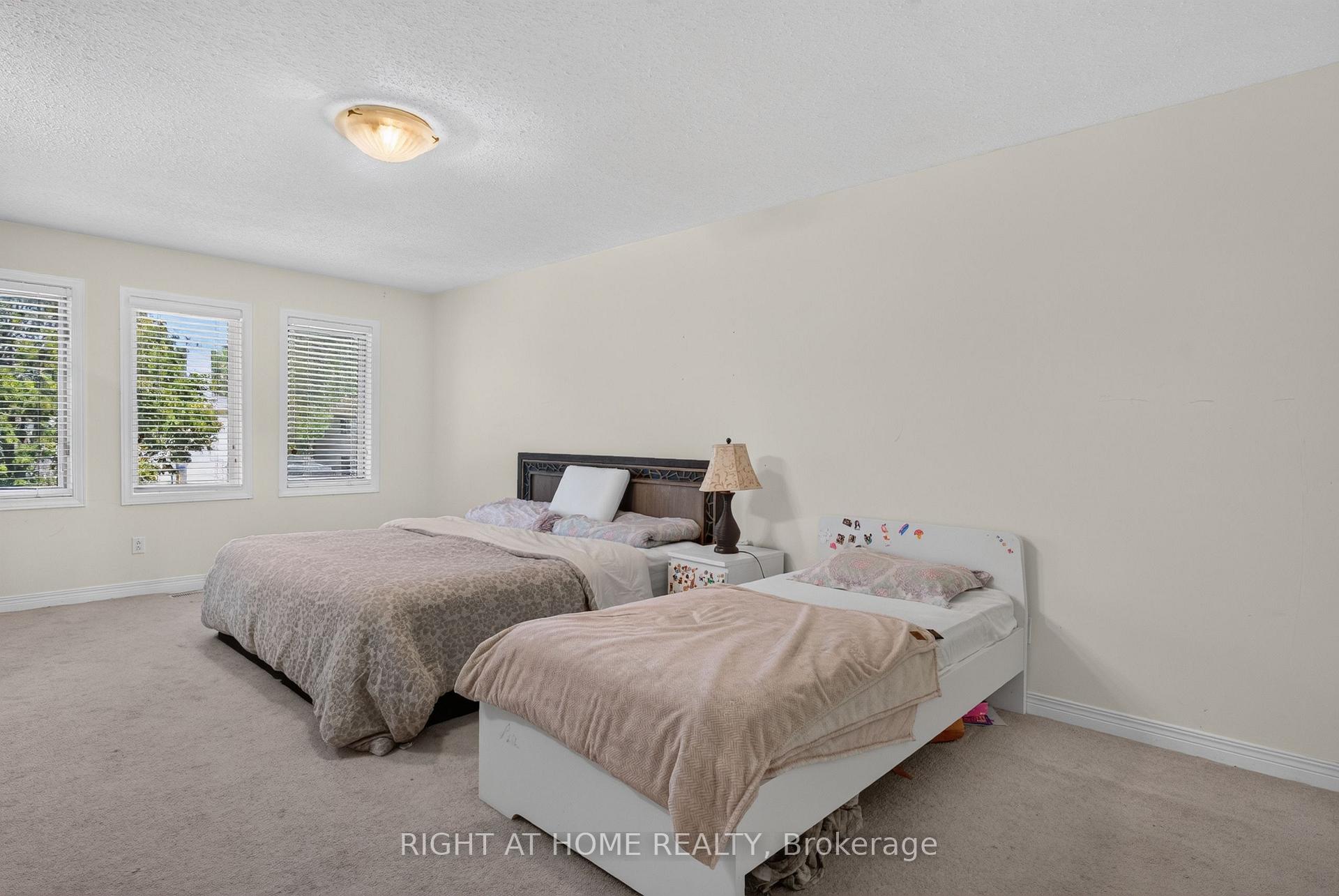 Photo 27 of 12 Baslaw Drive, Ottawa, Hunt Club Park — HOMEH