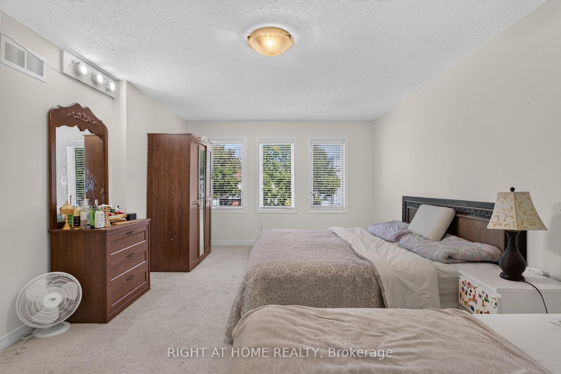 Photo 28 of 12 Baslaw Drive, Ottawa, Hunt Club Park — HOMEH
