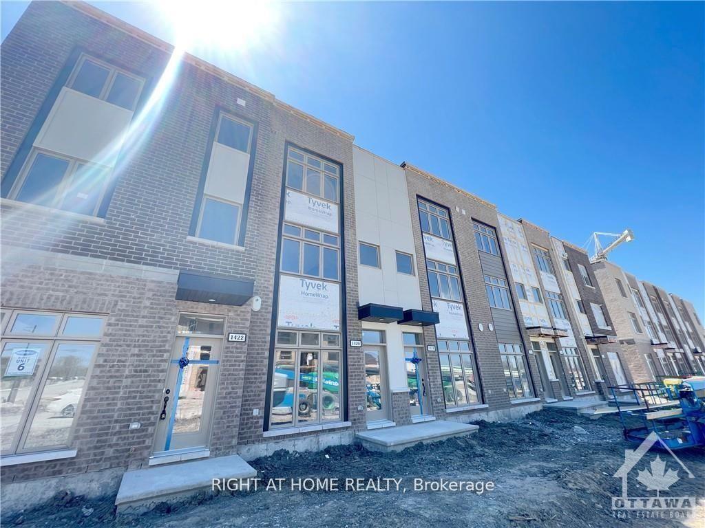 Photo 2 of 1414 Hemlock Road, Ottawa, CFB Rockcliffe and Area — HOMEH