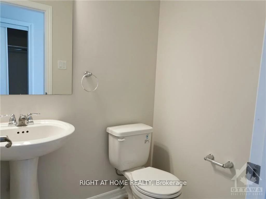 Photo 6 of 1414 Hemlock Road, Ottawa, CFB Rockcliffe and Area — HOMEH