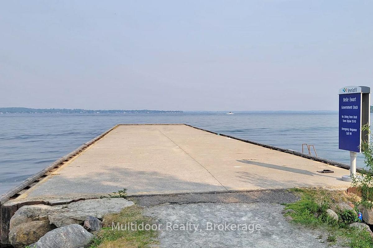 Photo 25 of 1058 Isabella Street, Innisfil, Rural Innisfil — HOMEH