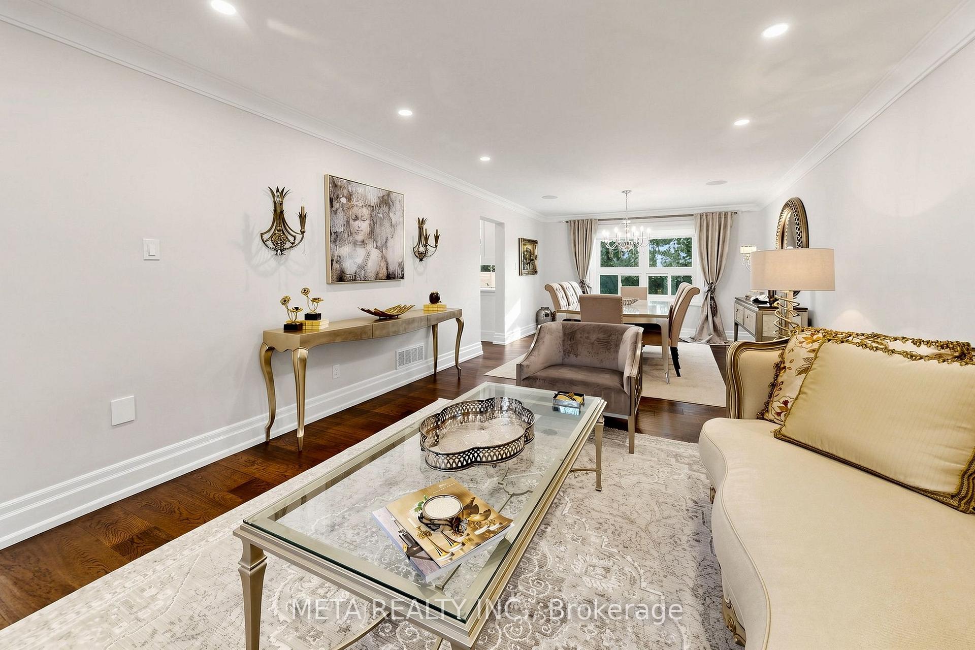 Photo 10 of 431 Kerrybrook Drive, Richmond Hill, Mill Pond — HOMEH