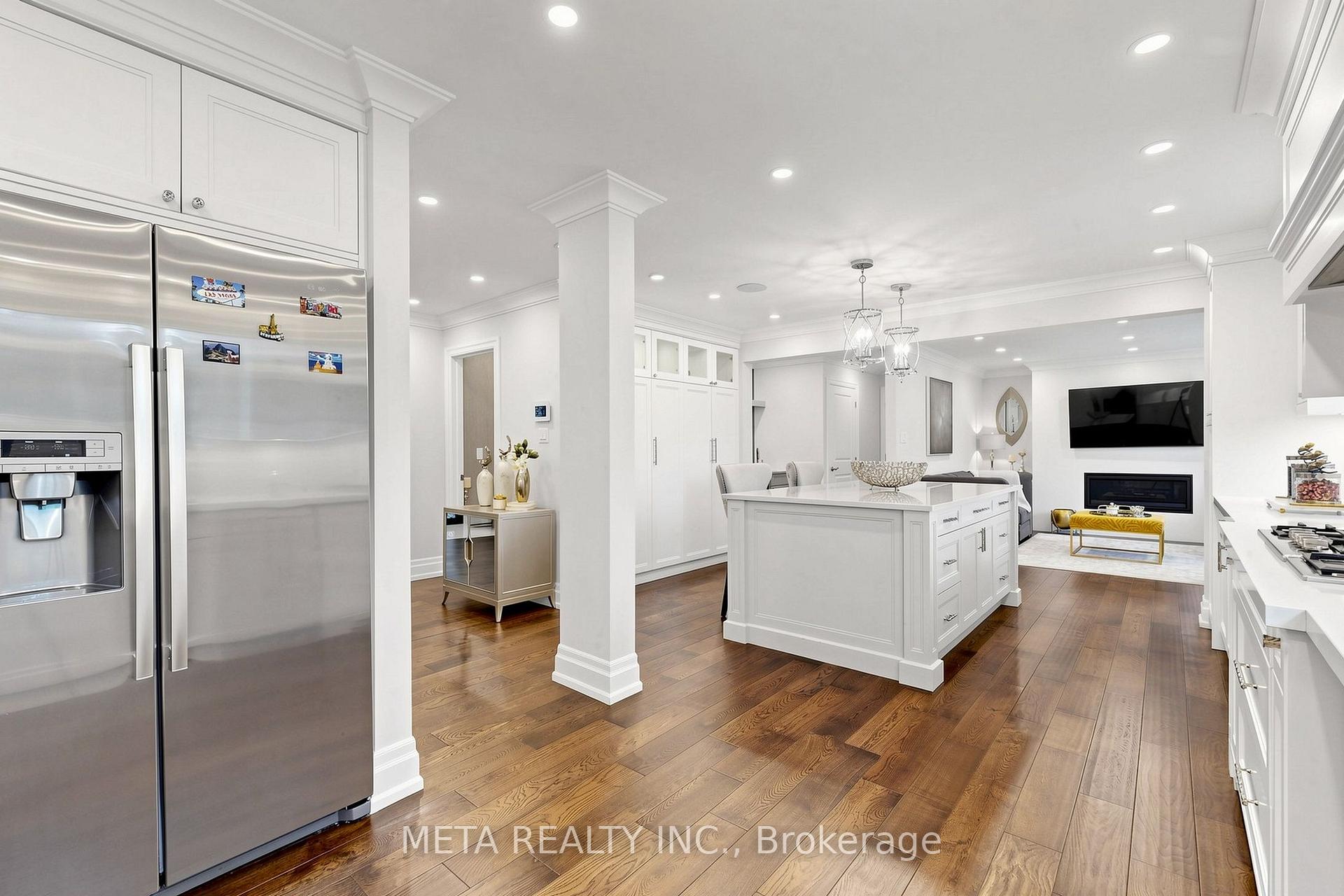 Photo 21 of 431 Kerrybrook Drive, Richmond Hill, Mill Pond — HOMEH