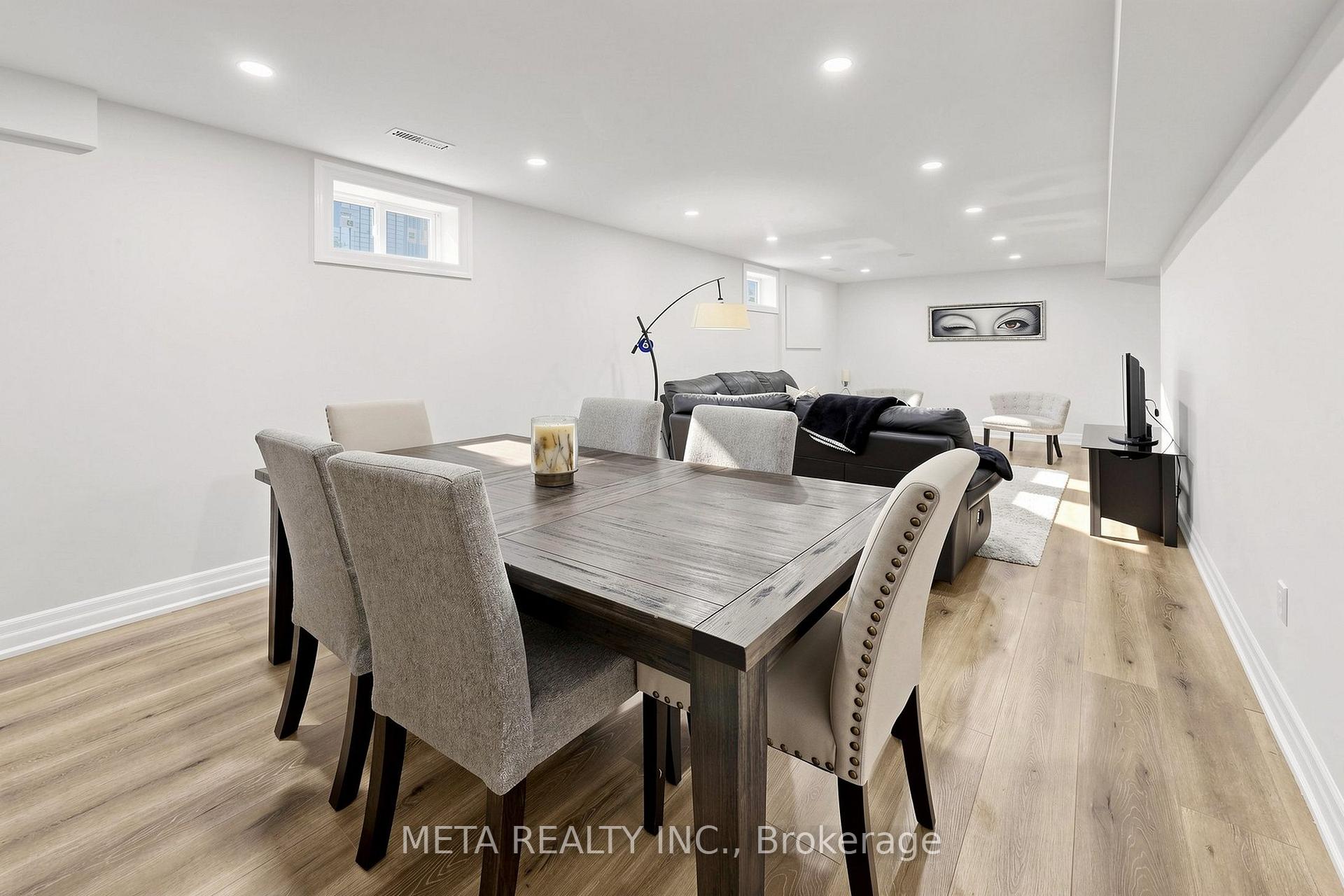 Photo 42 of 431 Kerrybrook Drive, Richmond Hill, Mill Pond — HOMEH