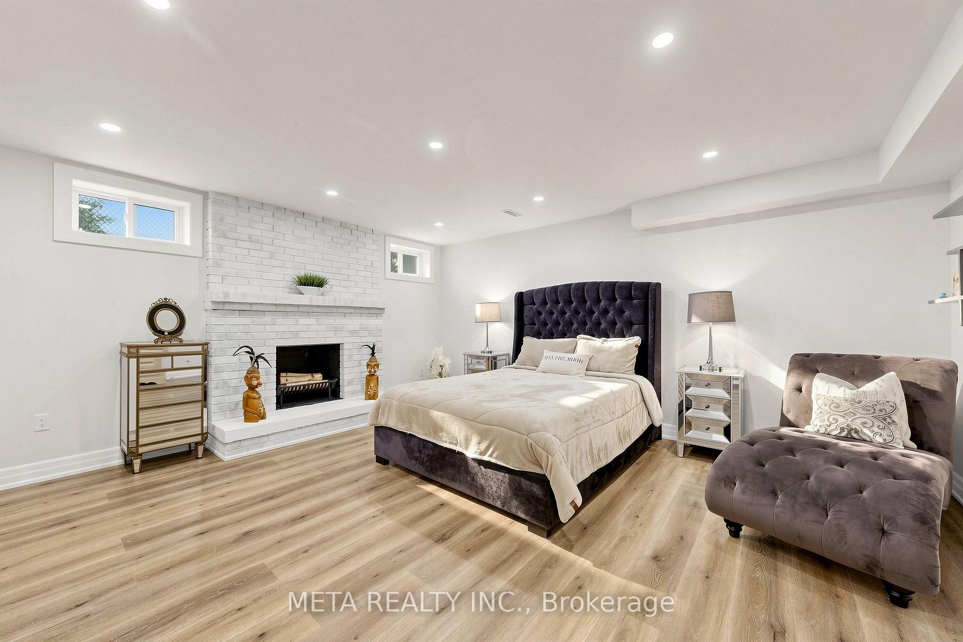 Photo 44 of 431 Kerrybrook Drive, Richmond Hill, Mill Pond — HOMEH
