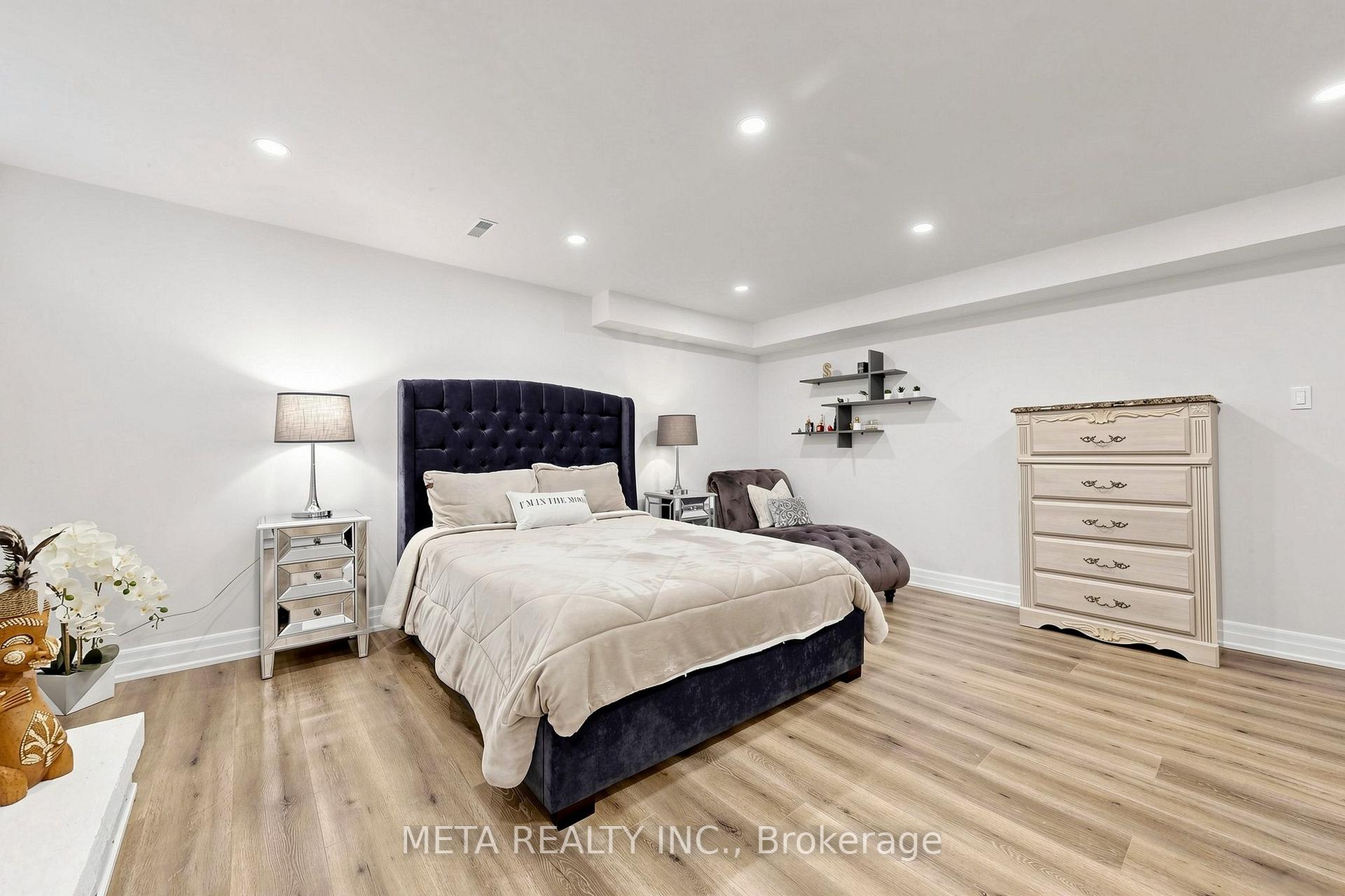 Photo 45 of 431 Kerrybrook Drive, Richmond Hill, Mill Pond — HOMEH