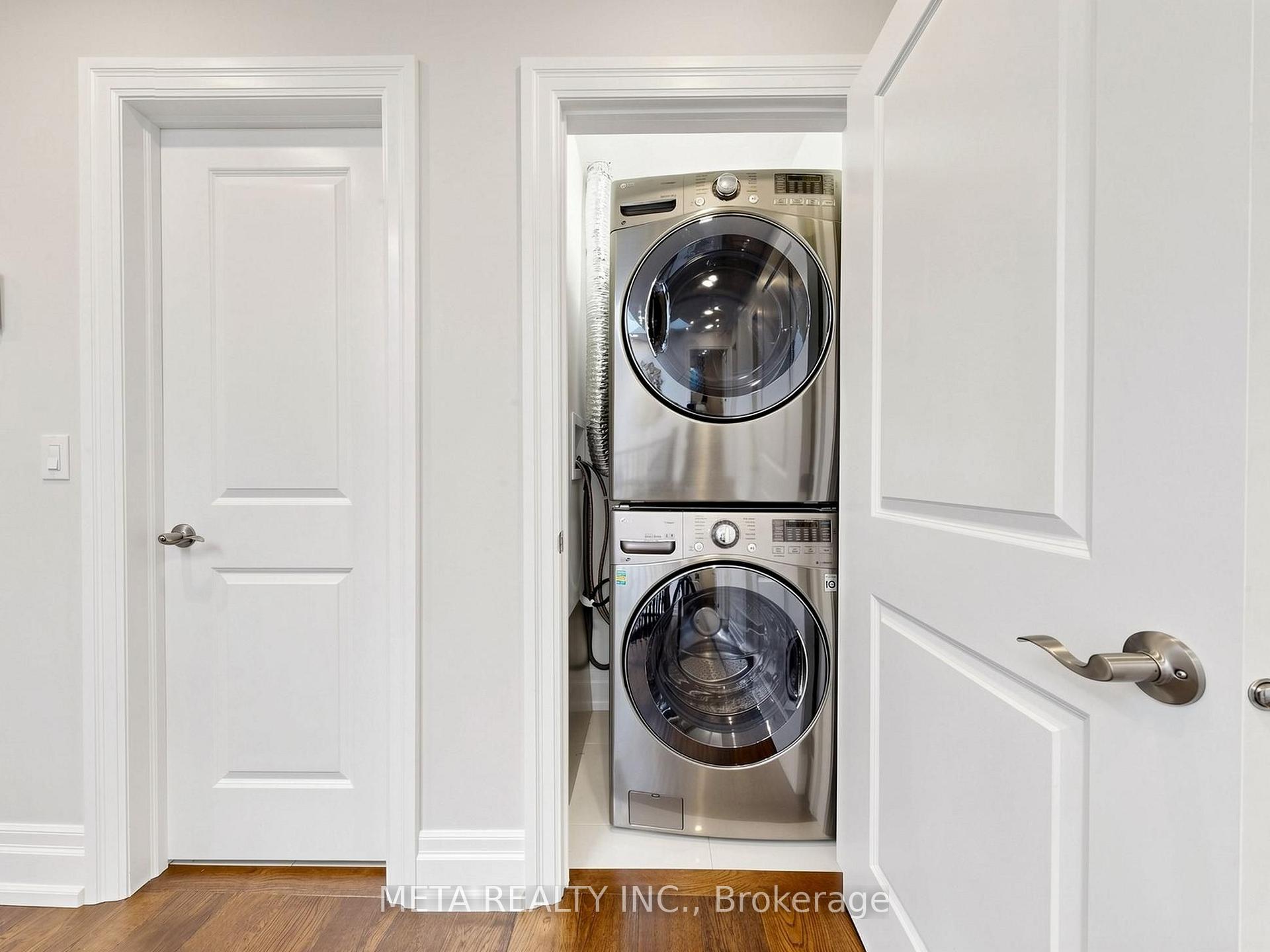 Photo 27 of 431 Kerrybrook Drive, Richmond Hill, Mill Pond — HOMEH