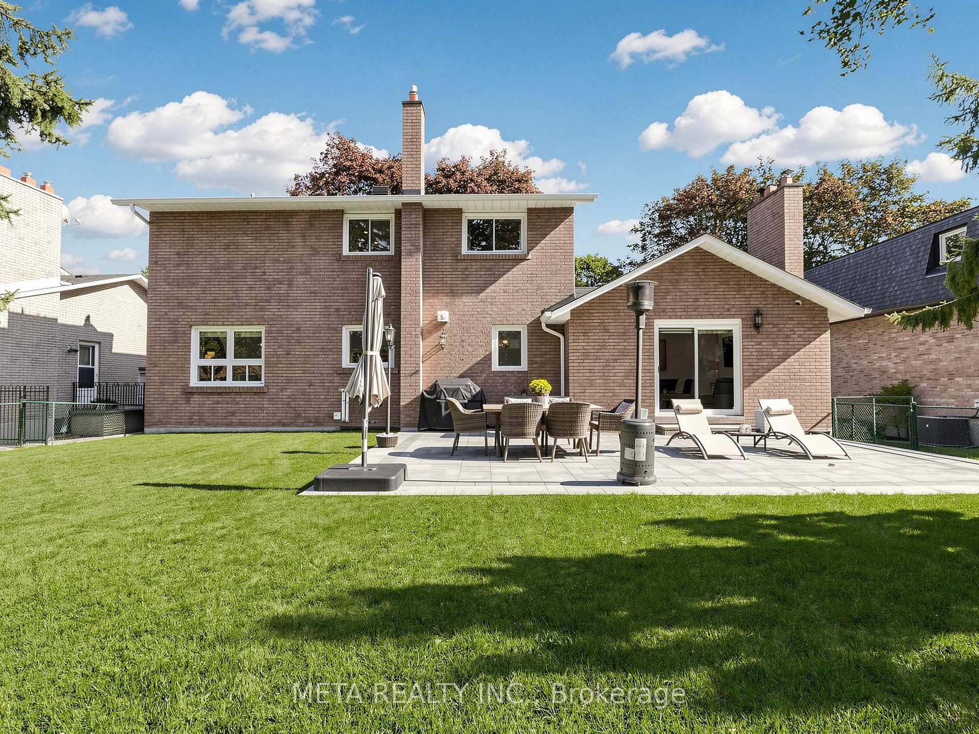Photo 48 of 431 Kerrybrook Drive, Richmond Hill, Mill Pond — HOMEH