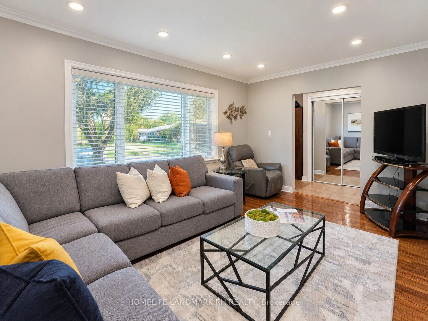 Photo 14 of 164 Marchington Circle, Scarborough, Wexford-Maryvale — HOMEH