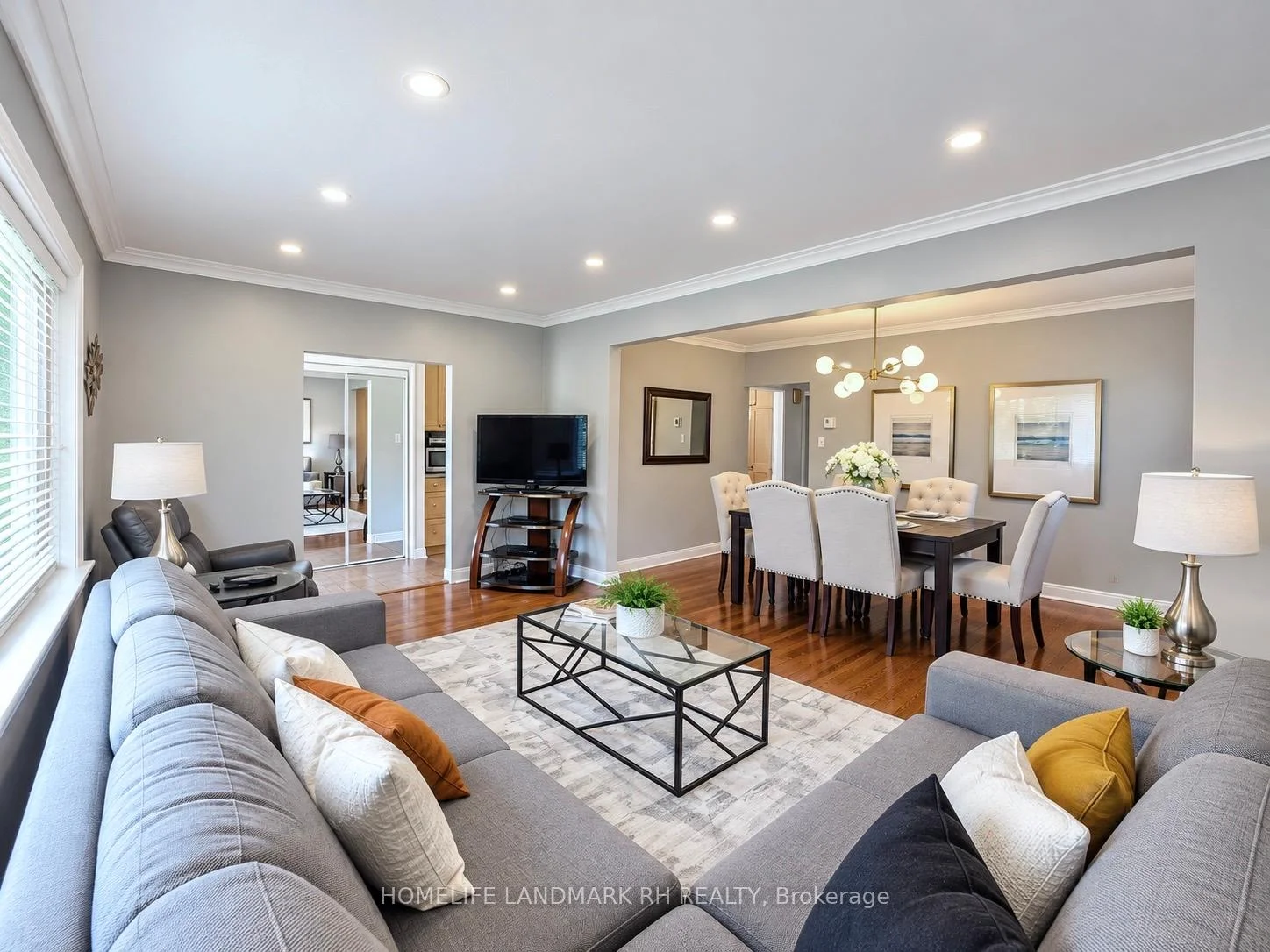 Photo 4 of 164 Marchington Circle, Scarborough, Wexford-Maryvale — HOMEH