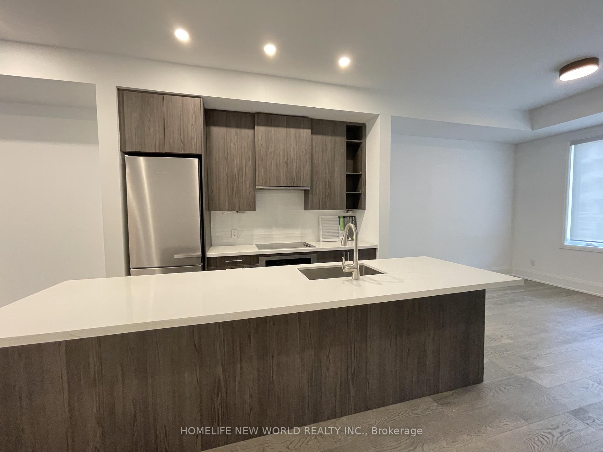Photo 7 of Unit 2, 25 Dervock Crescent, North York, Bayview Village — HOMEH
