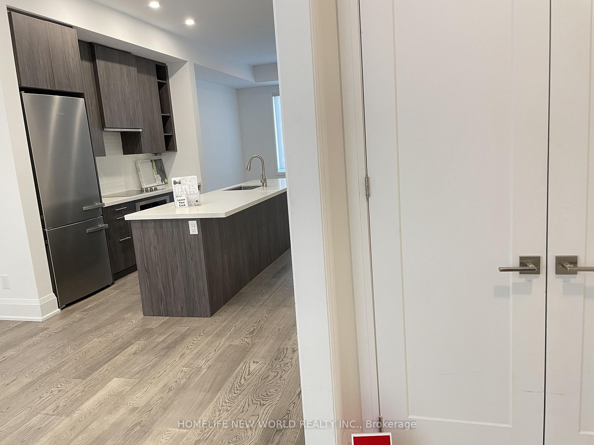 Photo 9 of Unit 2, 25 Dervock Crescent, North York, Bayview Village — HOMEH