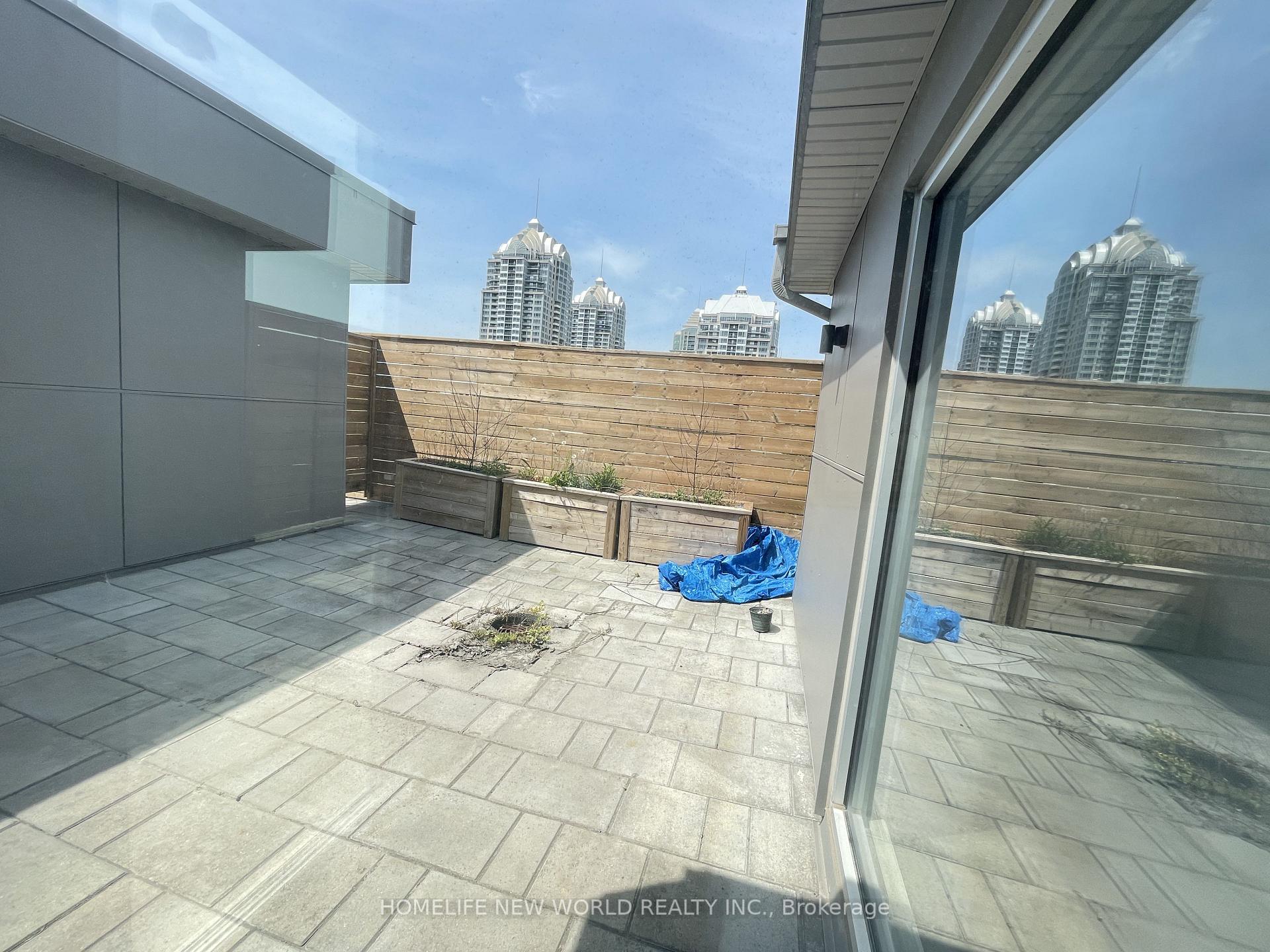 Photo 29 of Unit 2, 25 Dervock Crescent, North York, Bayview Village — HOMEH