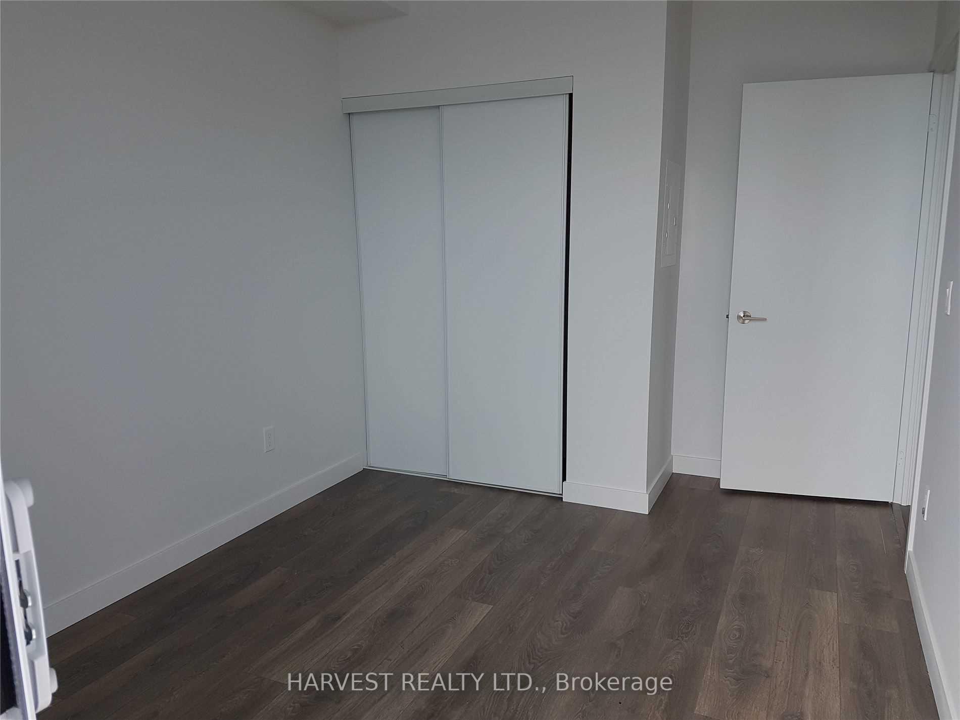 Photo 14 of Unit 5010, 8 Eglinton Avenue E, Toronto, Mount Pleasant West — HOMEH