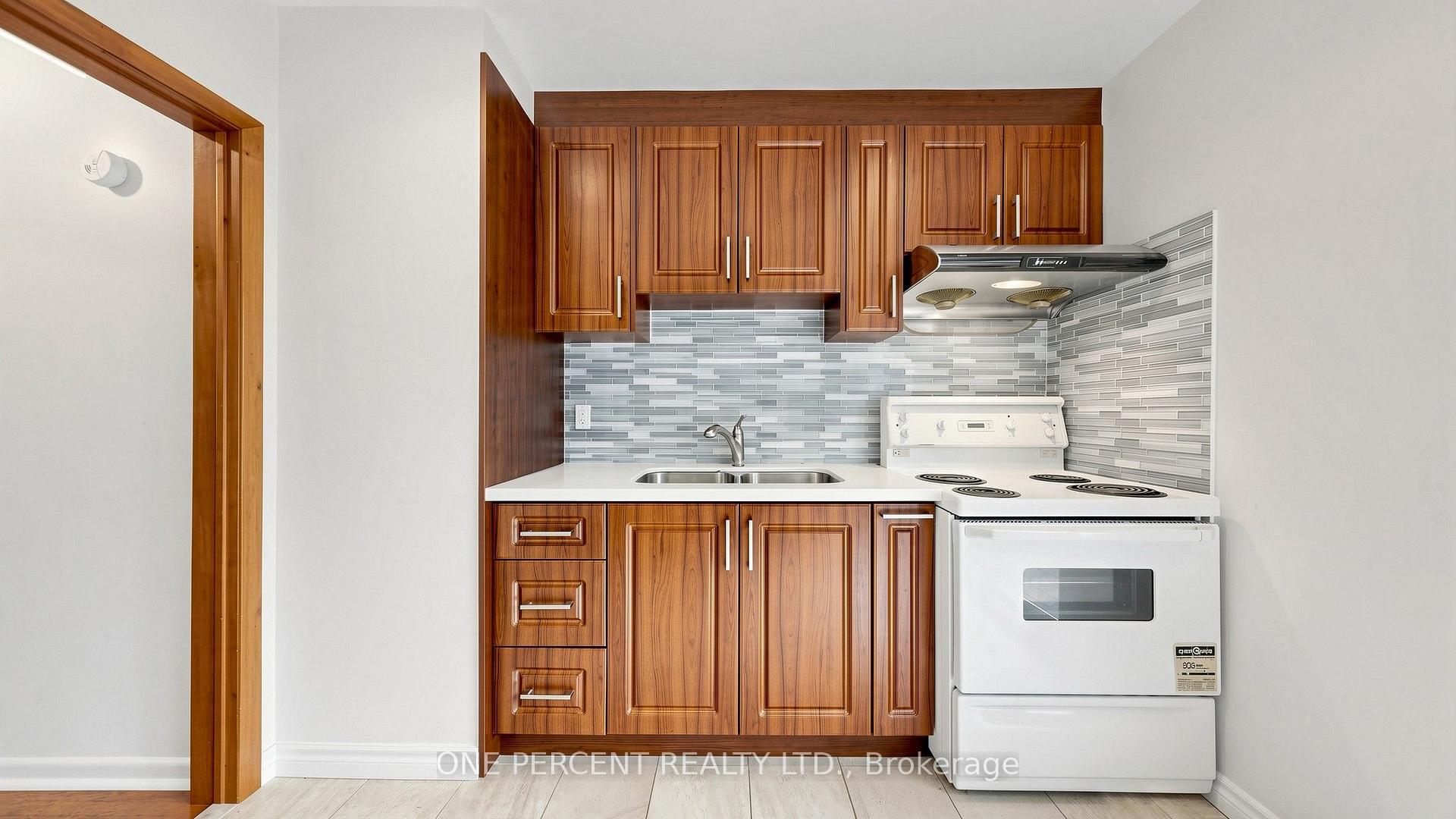 Photo 19 of 187 Simpson Avenue, Toronto, North Riverdale — HOMEH