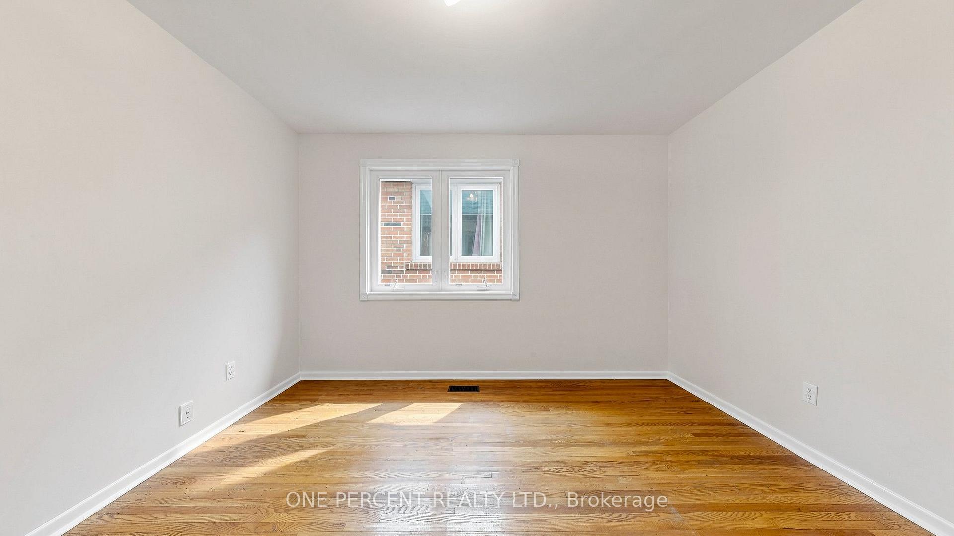 Photo 32 of 187 Simpson Avenue, Toronto, North Riverdale — HOMEH