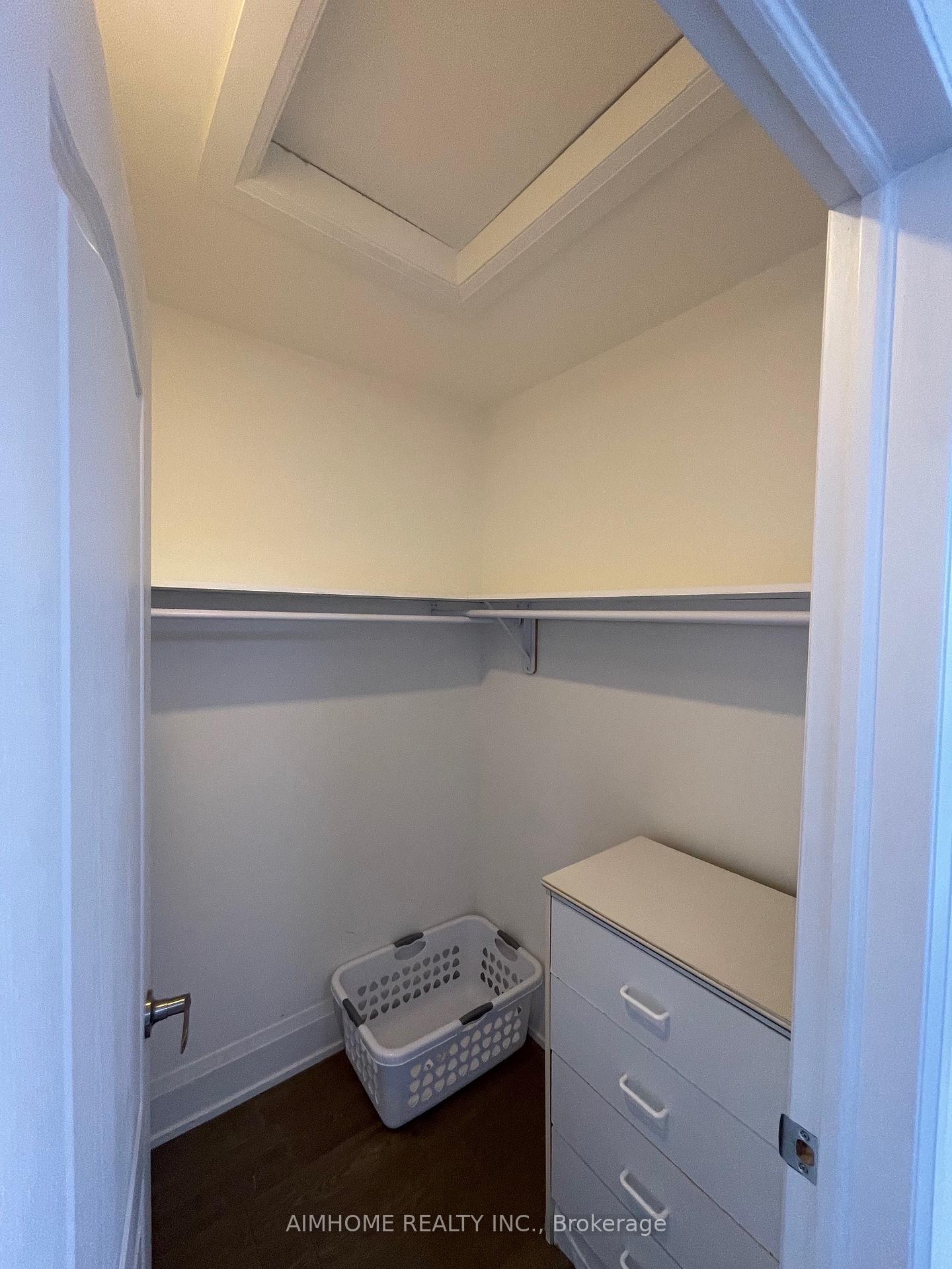 Photo 16 of Unit Main, 166 Fincham Avenue, Markham, Markham Village — HOMEH