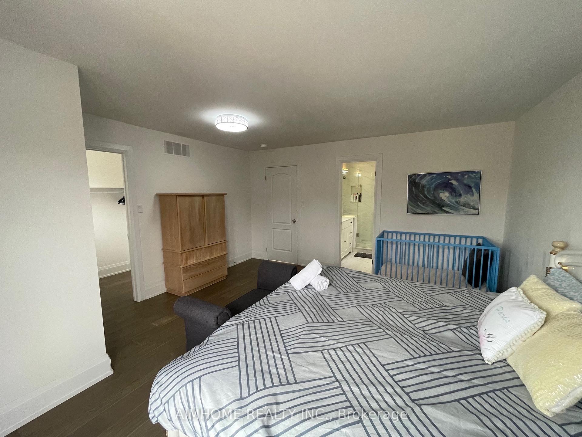 Photo 18 of Unit Main, 166 Fincham Avenue, Markham, Markham Village — HOMEH
