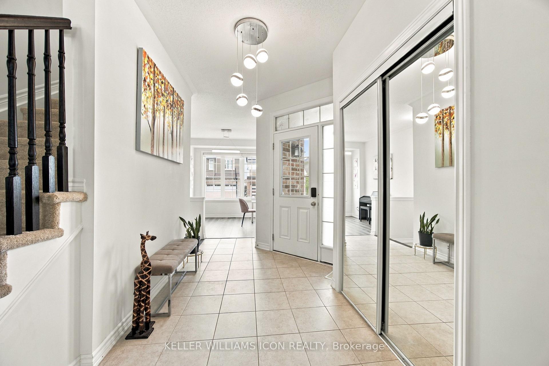 Photo 5 of 504 Alcor Terrace, Ottawa, Barrhaven - Half Moon Bay — HOMEH
