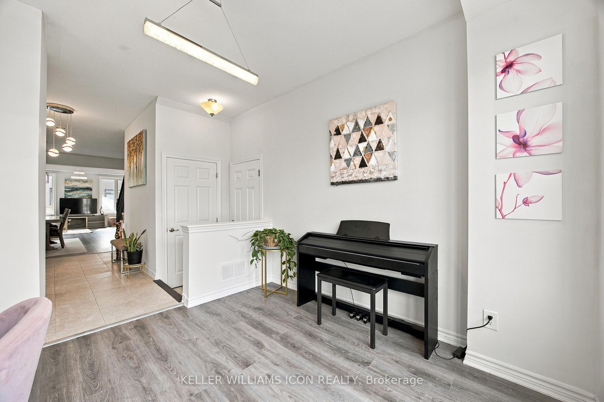 Photo 7 of 504 Alcor Terrace, Ottawa, Barrhaven - Half Moon Bay — HOMEH