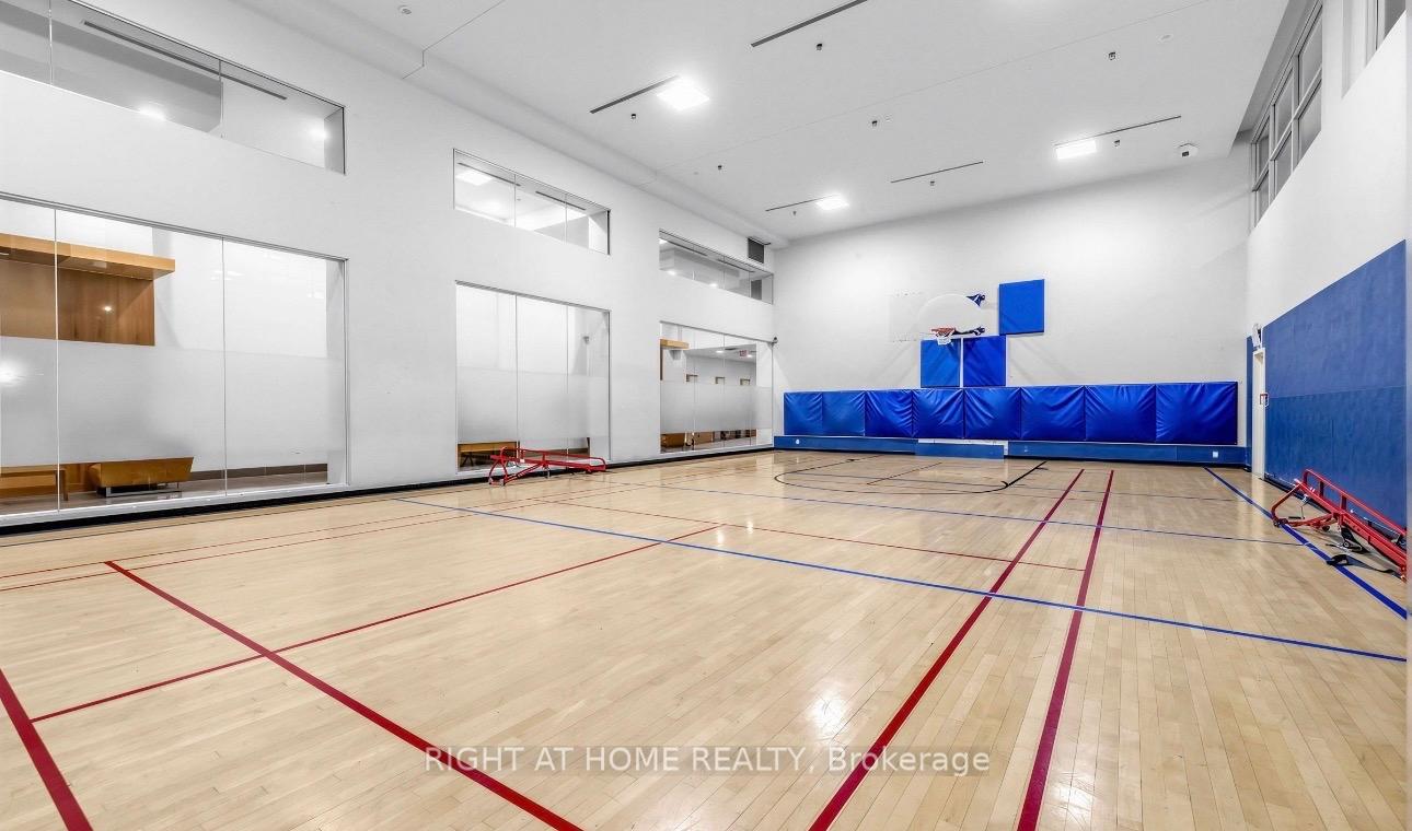 Photo 3 of Unit 503, 381 Front Street W, Toronto, Waterfront Communities — HOMEH