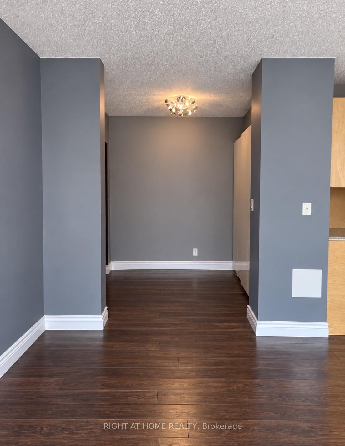 Photo 10 of Unit 503, 381 Front Street W, Toronto, Waterfront Communities — HOMEH