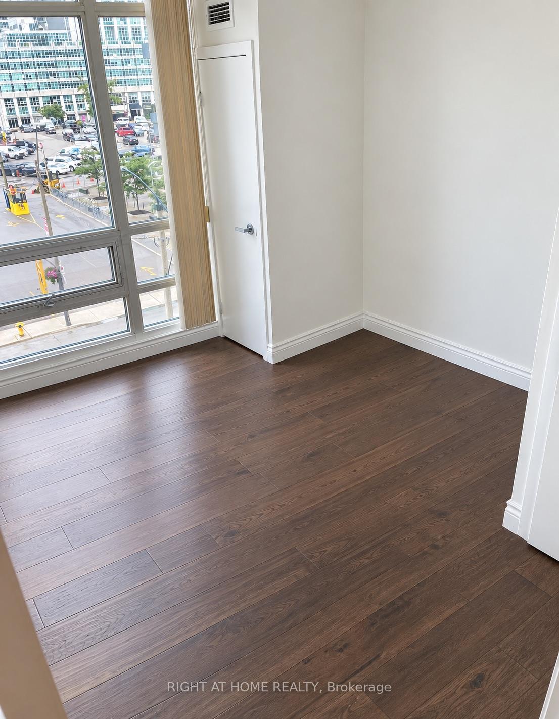 Photo 11 of Unit 503, 381 Front Street W, Toronto, Waterfront Communities — HOMEH