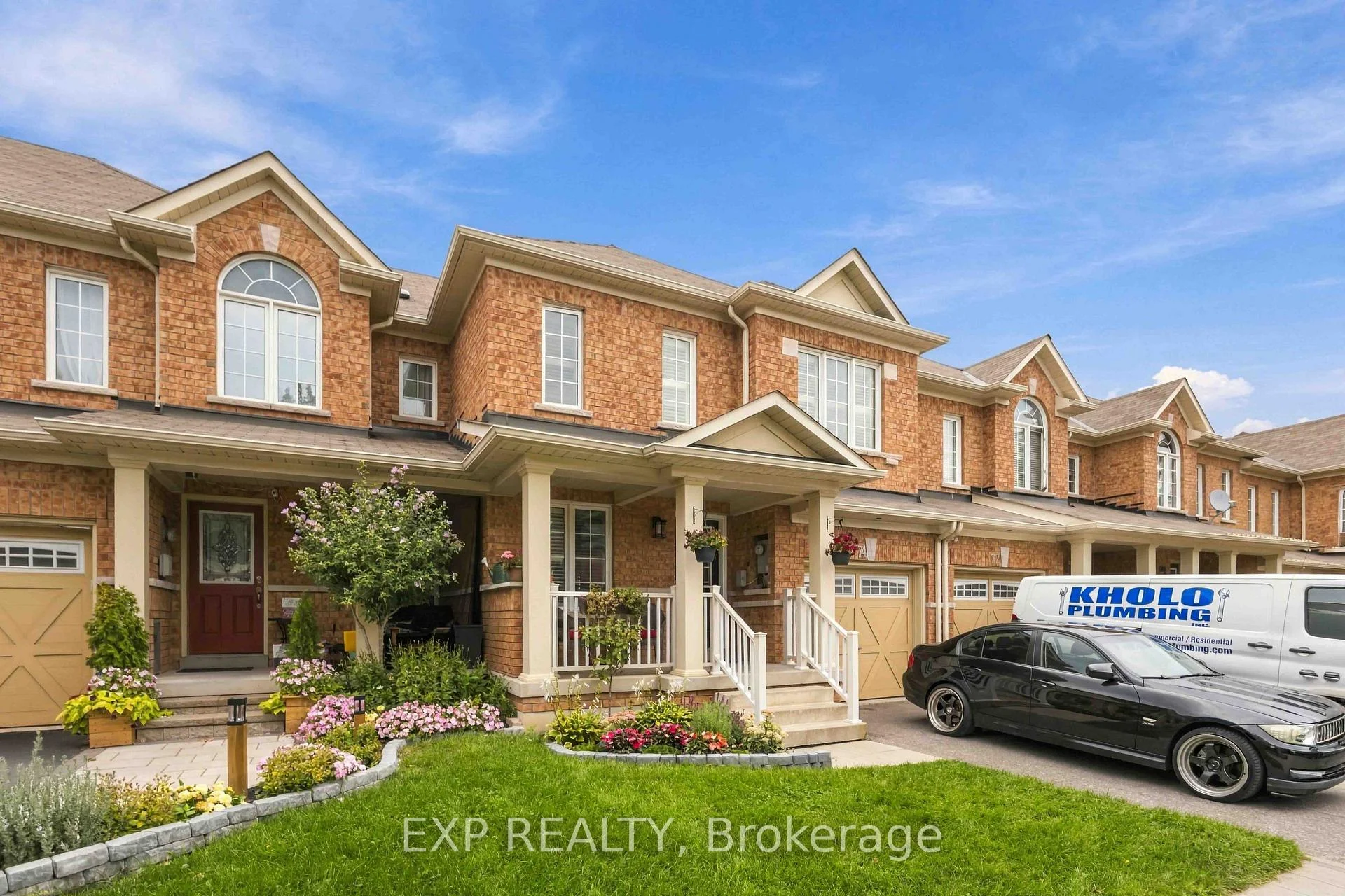 Photo 7 of 74 Elliottglen Drive, Ajax, Northeast Ajax — HOMEH