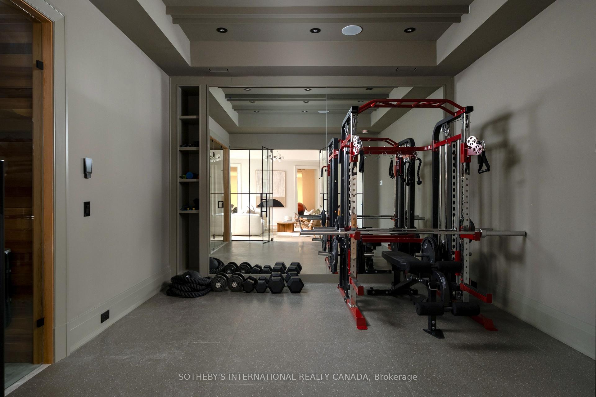 Photo 21 of 92 Arjay Crescent, North York, Bridle Path-Sunnybrook-York Mills — HOMEH