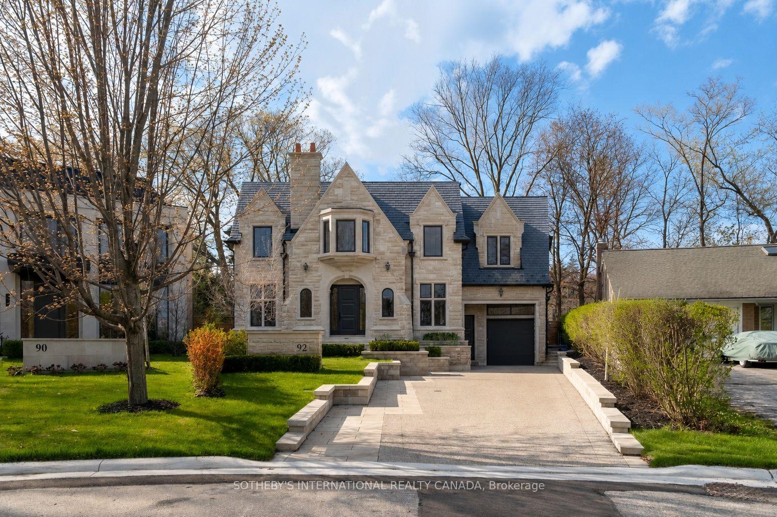 Photo 30 of 92 Arjay Crescent, North York, Bridle Path-Sunnybrook-York Mills — HOMEH